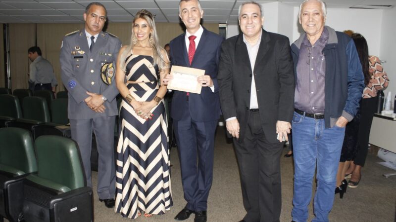 Lideranças Políticas de todo Estado de São Paulo prestigiam o 8º Aniversário da ACAAPESP na ALESP